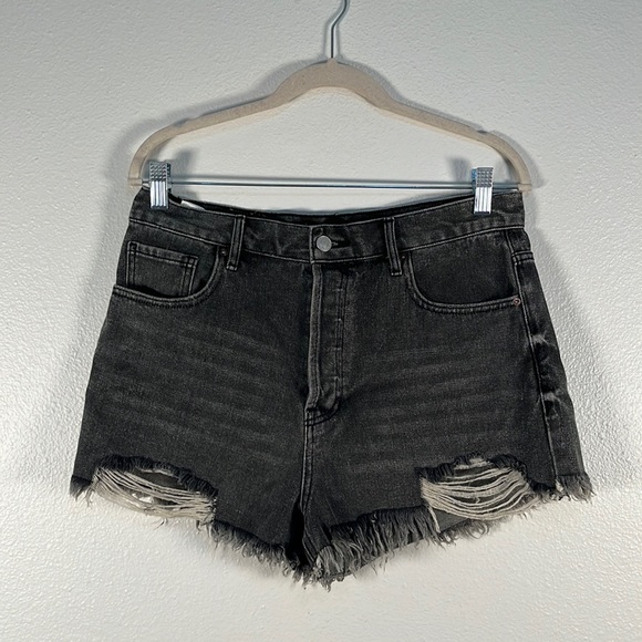 PacSun Pants - Pacsun black vintage high rise distressed and fray jean shorts size 30